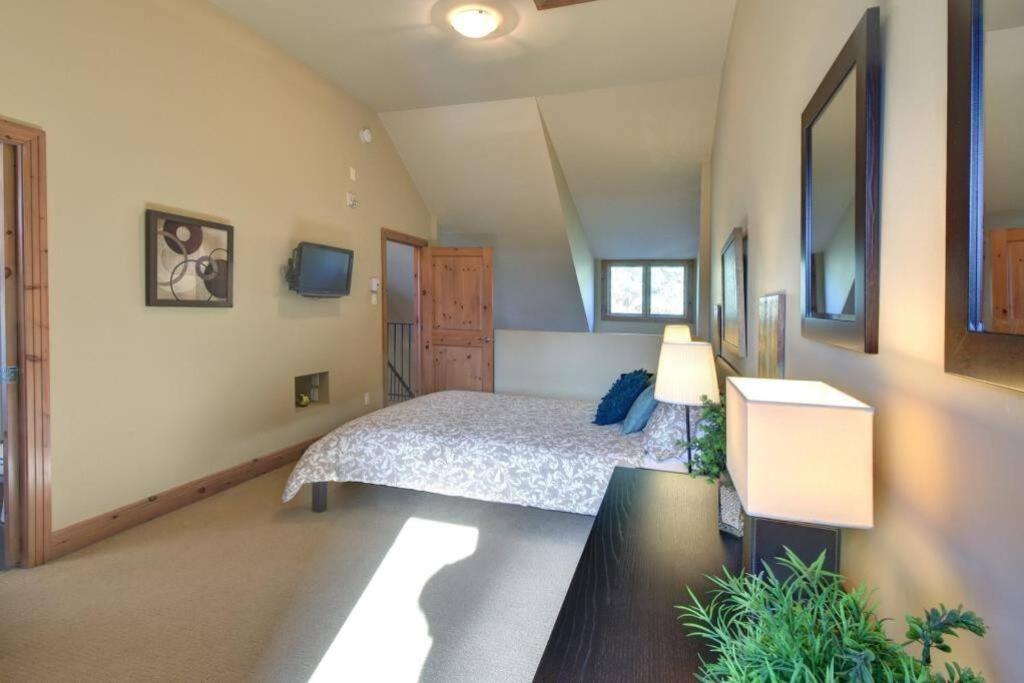 מונט טרמבלאנט Tremblant Chalet Walking Distance From Activities מראה חיצוני תמונה